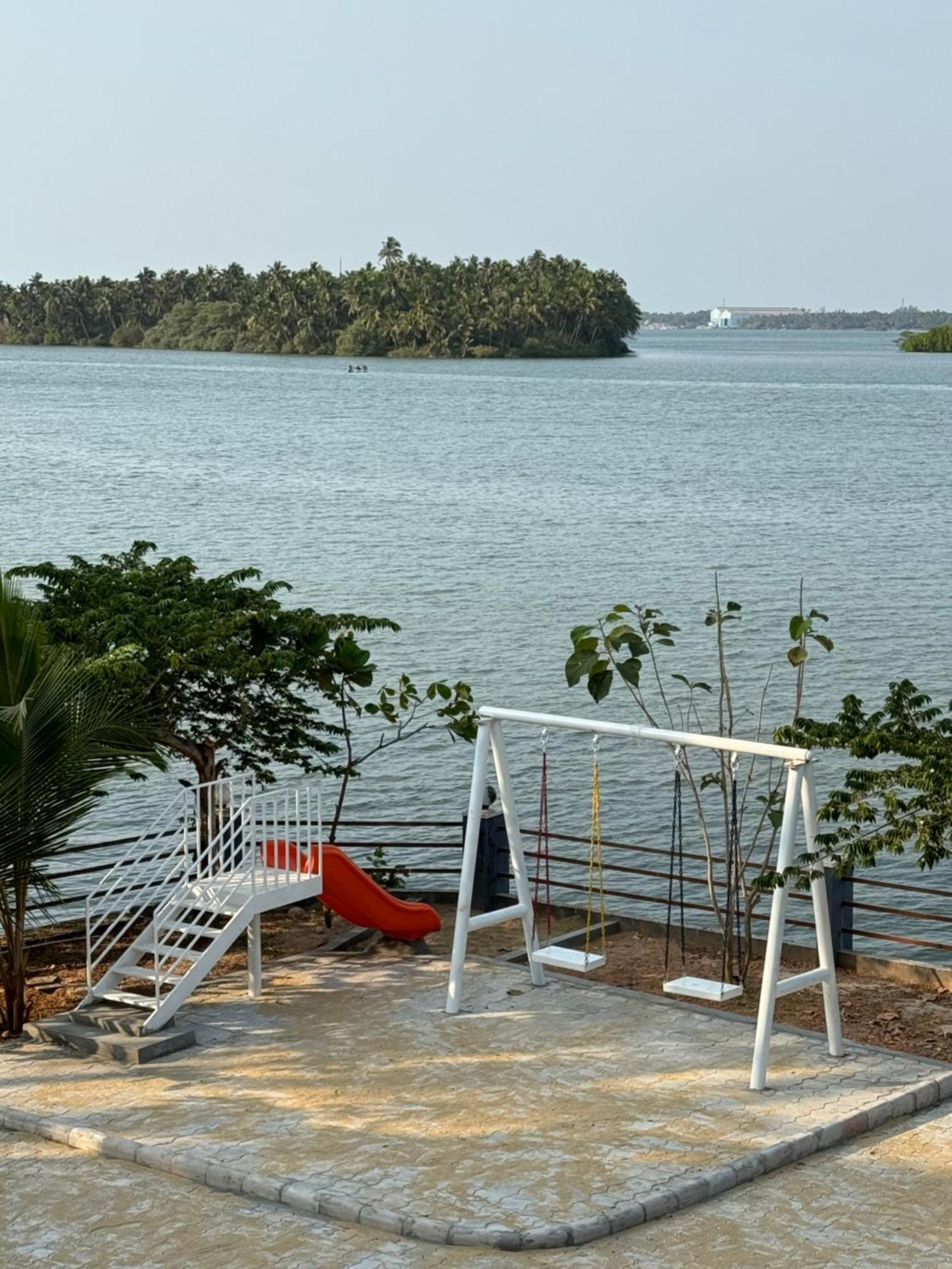 The Backwater Homestay Udupi Exterior photo